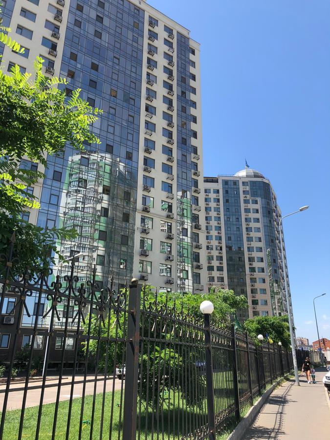 Zhemchuzhnie On Marselskaya Apartment